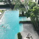 Central Pattaya, Best Location With Infinity Pool